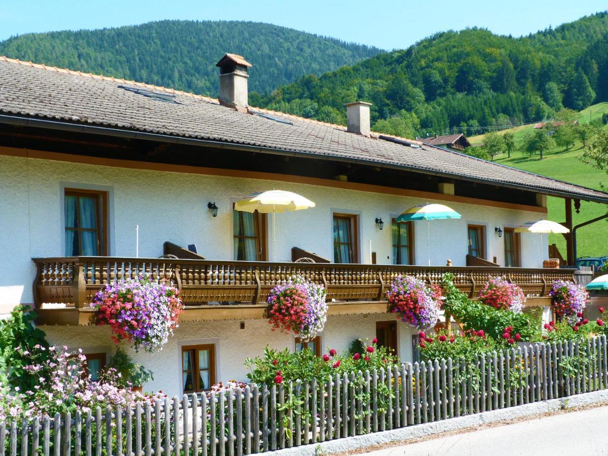 Ferienwohnungen Meyerlhof Aschau im Chiemgau Exterior photo